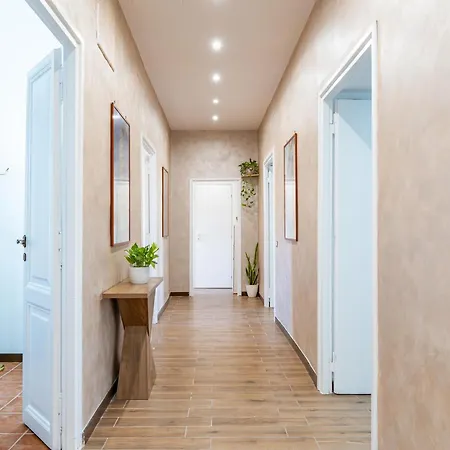Apartment Pantera House Rome
